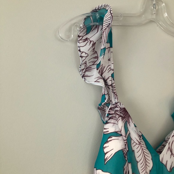 Tropical Print Maxi Dress - Picture 7 of 9